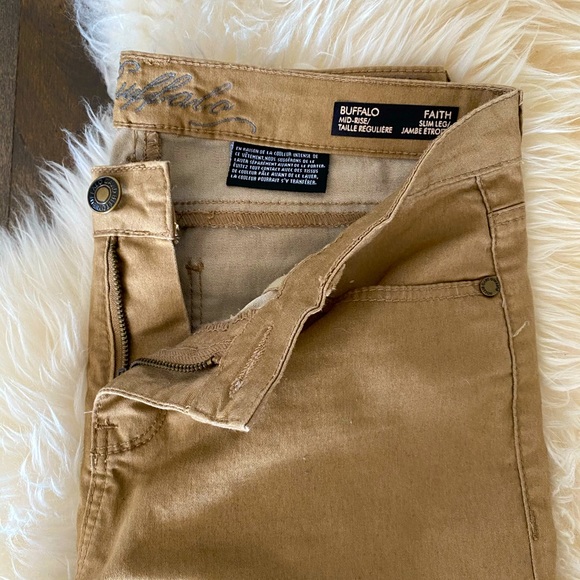 3 pairs Jeans :Buffalo/A&E (women’s size 6/28) - Picture 4 of 10